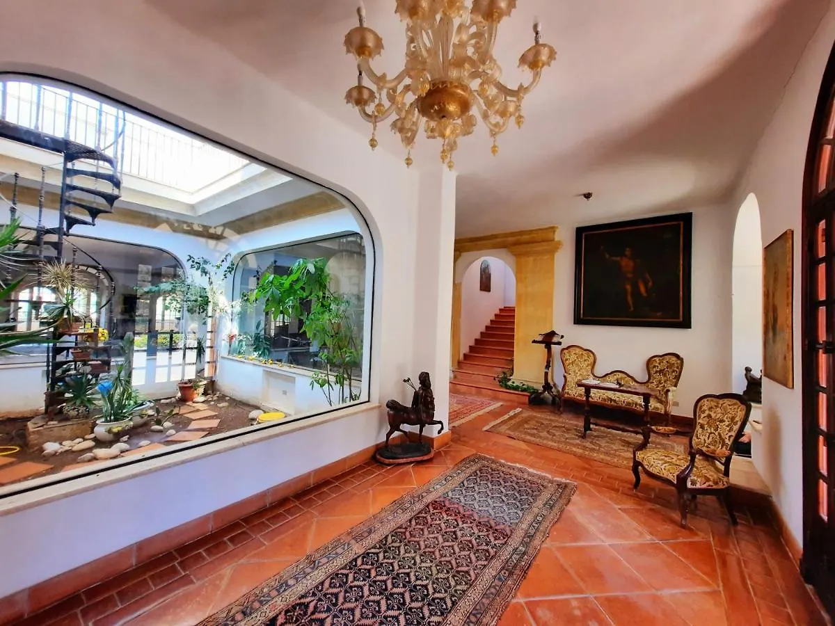 Villa Del Commendatore Sirugo Avola 0*,